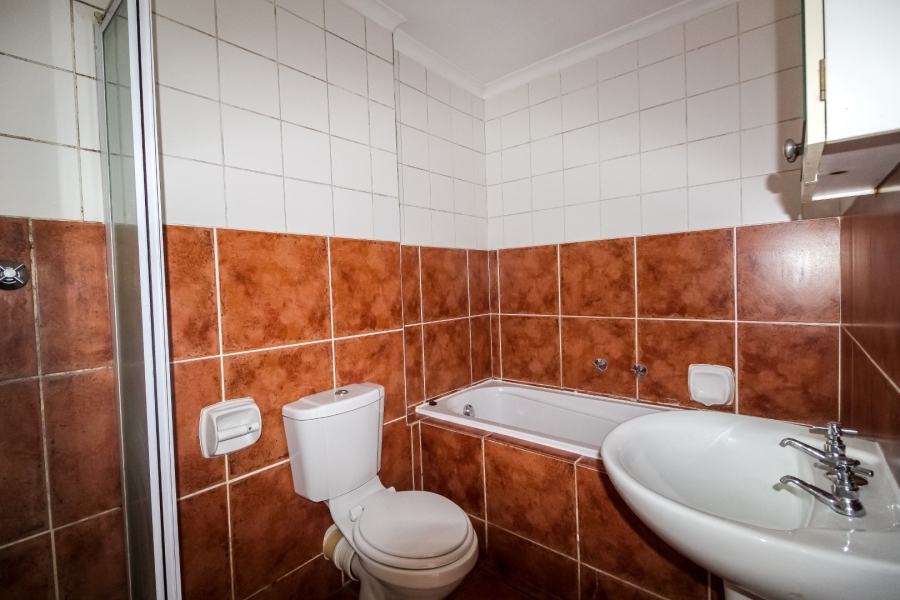 2 Bedroom Property for Sale in Parklands Western Cape